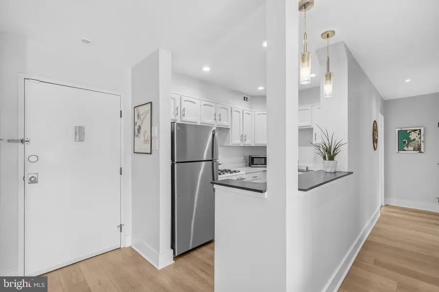 7400 Lakeview Dr #n404, Bethesda, MD 20817 - #3