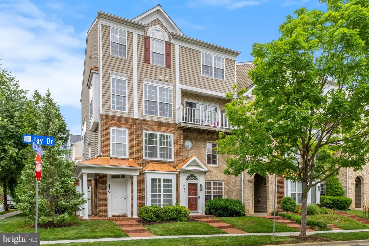 239 Jay Dr #89, Rockville, MD 20850 - #1