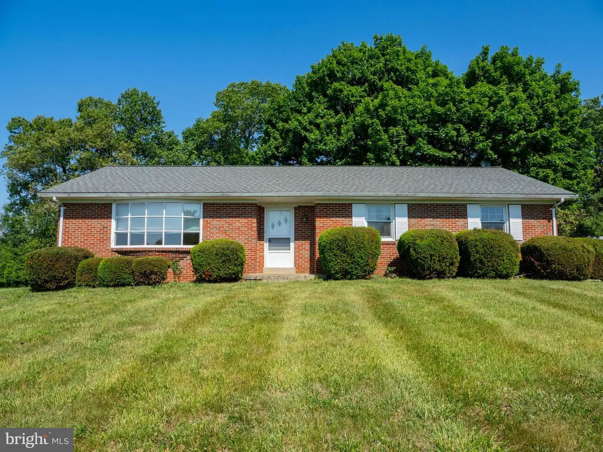 26906 Clarksburg Rd, Damascus, MD 20872 - #1