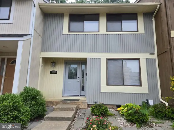 18507 Eagles Roost Dr, GERMANTOWN, MD 20874