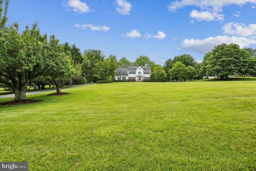 9216 English Meadow Way, Gaithersburg, MD 20882 - #3
