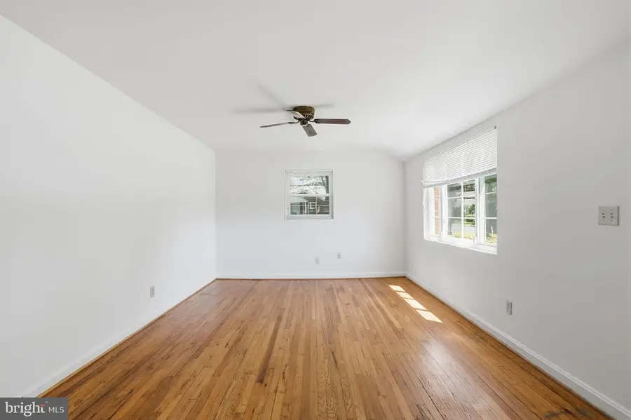 2911 Weisman Rd, Silver Spring, MD 20902 - #3