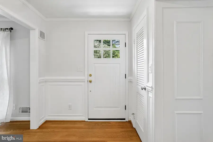 11507 Farmland Dr, Rockville, MD 20852 - #3