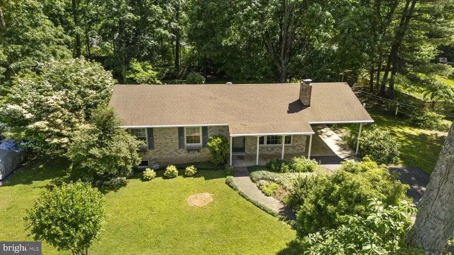22809 Clarkbrooke Dr, Clarksburg, MD 20871 - #2
