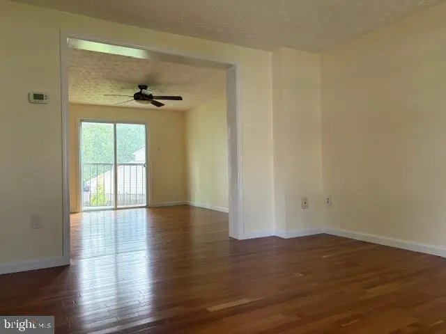 7545 Brenish Dr, Gaithersburg, MD 20879 - #2