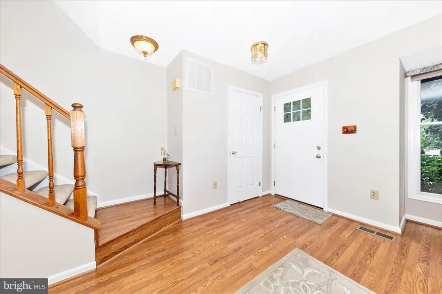 12573 Coral Grove Pl, Germantown, MD 20874 - #2