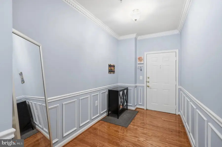 101 Watkins Pond Blvd #4-302, Rockville, MD 20850 - #3