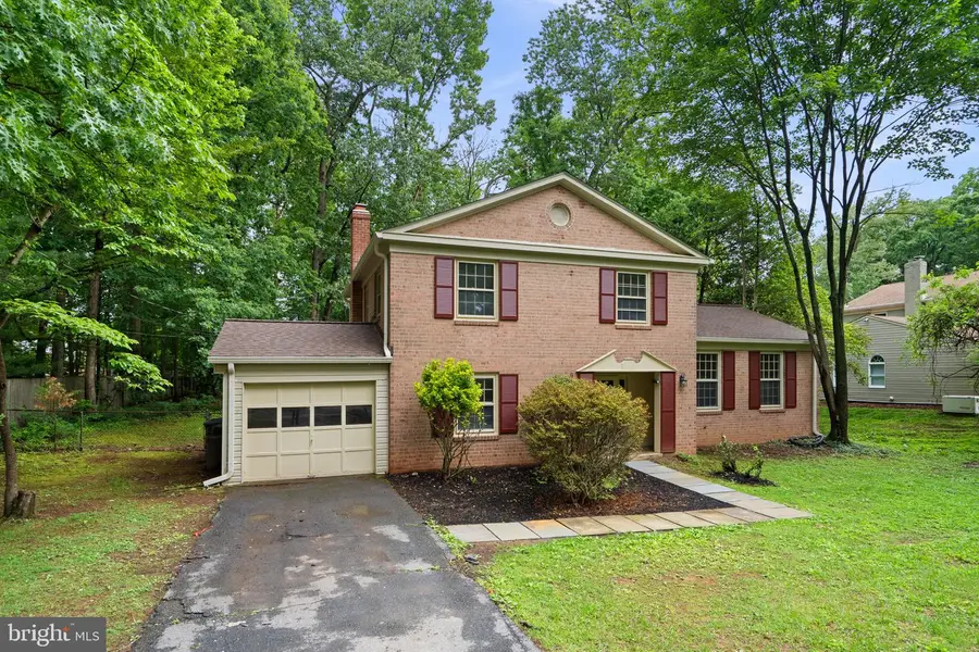 1585 Kimblewick Rd, Potomac, MD 20854 - #2