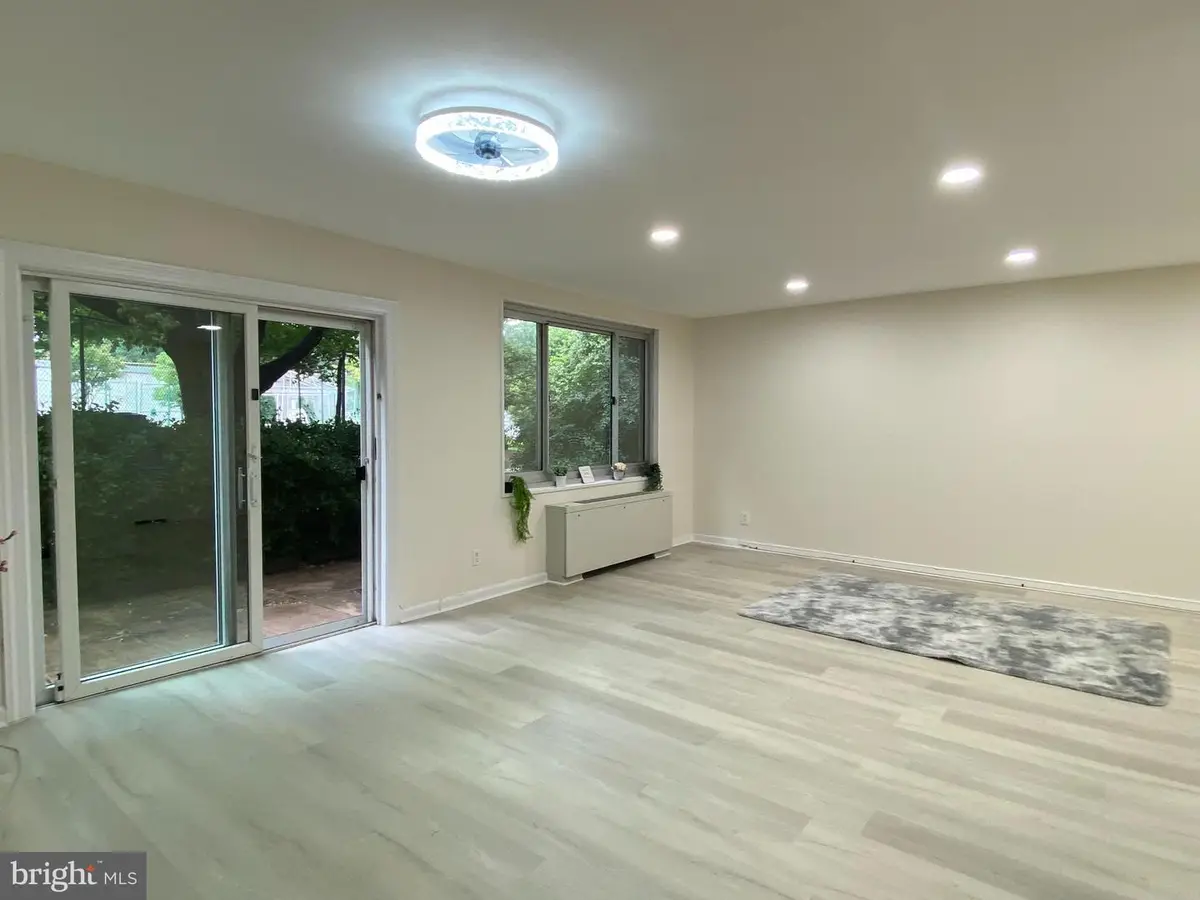 1900 Lyttonsville #114, Silver Spring, MD 20910 - #1