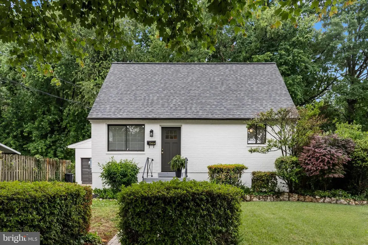 11414 Schuylkill Rd, Rockville, MD 20852 - #1