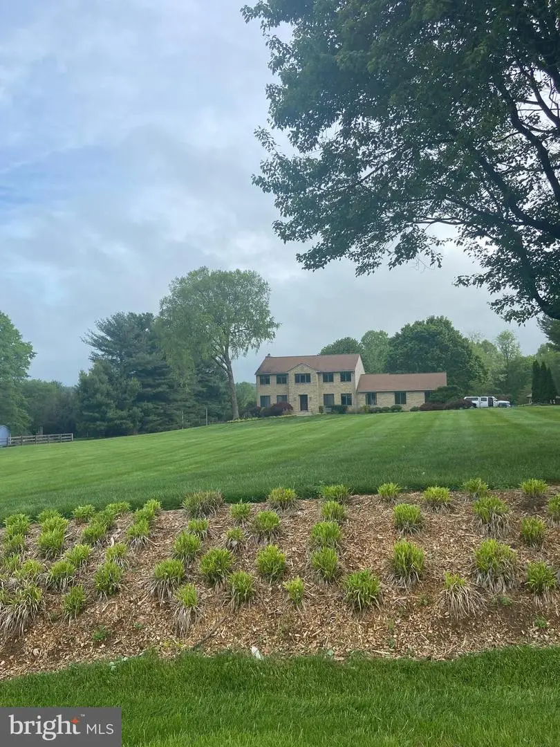10025 Blue Banner Dr, Germantown, MD 20876 - #2