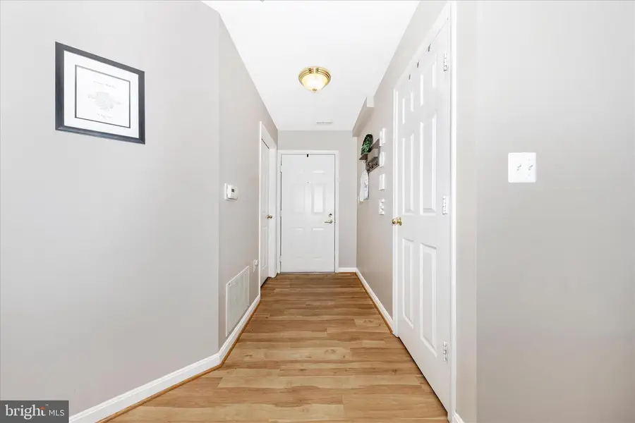 12012 Amber Ridge Cir #b-103, Germantown, MD 20876 - #3