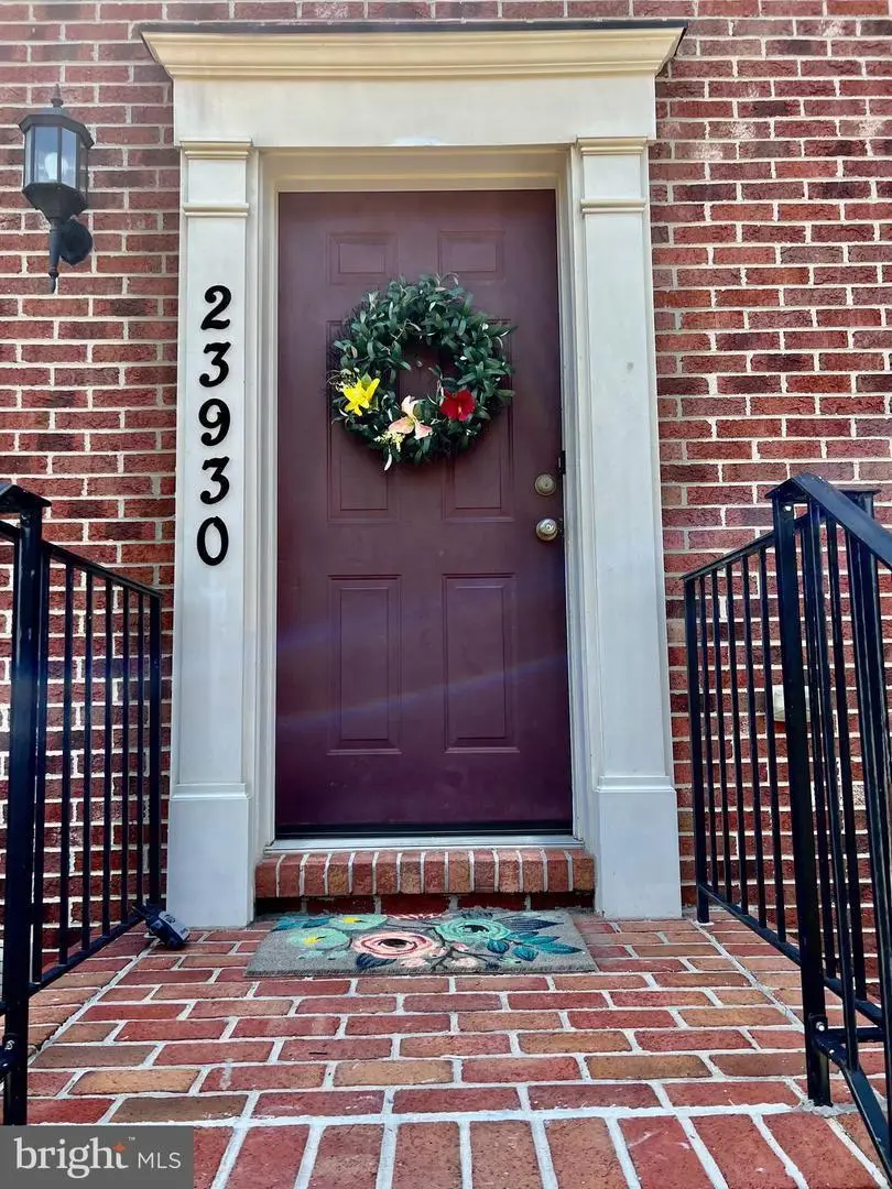 23930 Catawba Hill Dr, Clarksburg, MD 20871 - #2