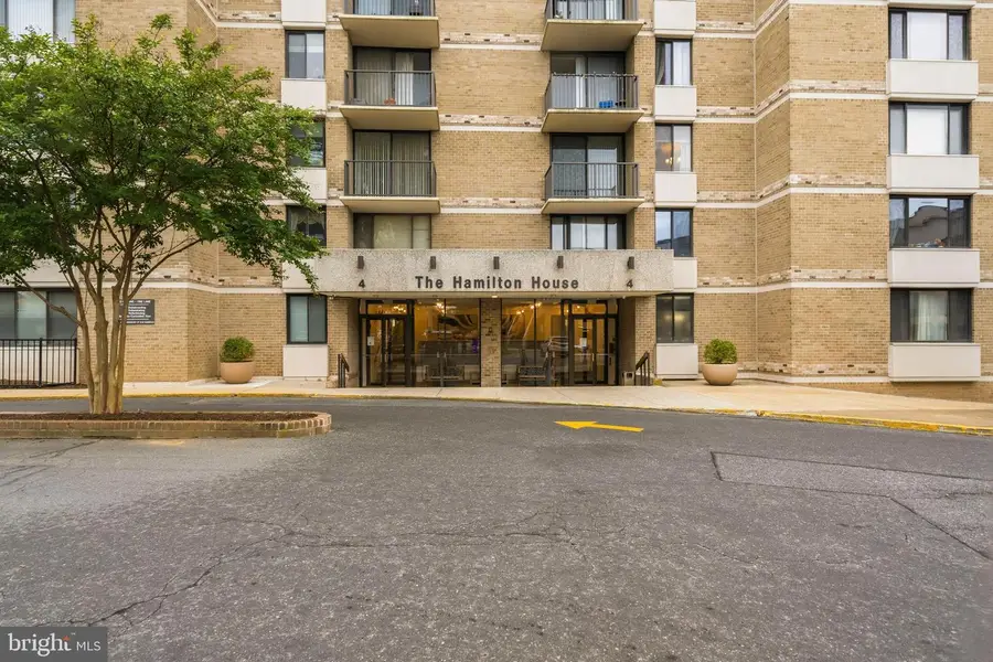 4 Monroe St #610, Rockville, MD 20850 - #2