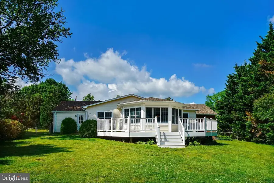 24109 Doreen Dr, Gaithersburg, MD 20882 - #2