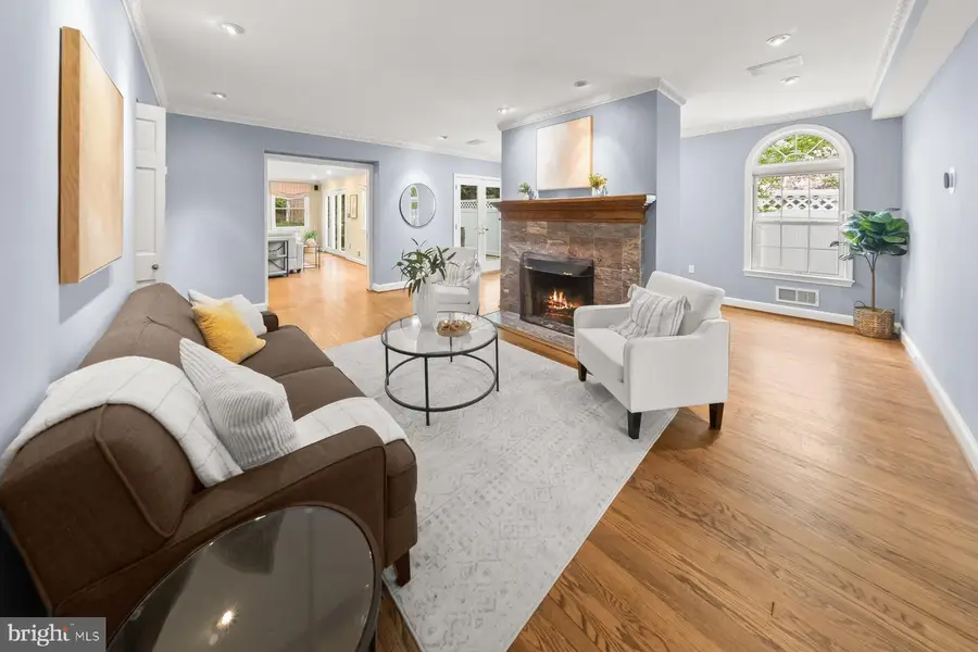 5714 Huntington Pkwy, Bethesda, MD 20814 - #3