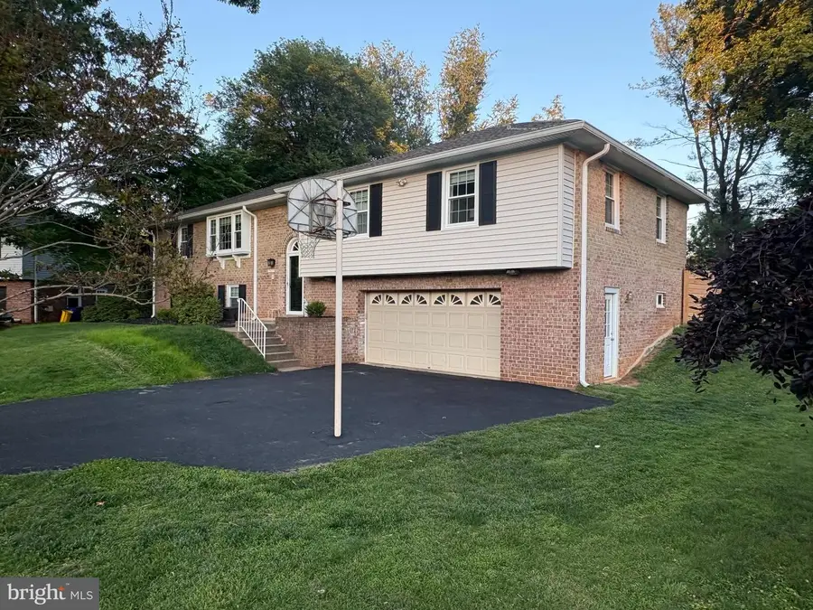 17617 Prince Edward Dr, Olney, MD 20832 - #3