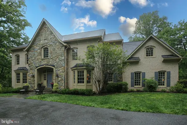 13101 Ridge Dr, ROCKVILLE, MD 20850