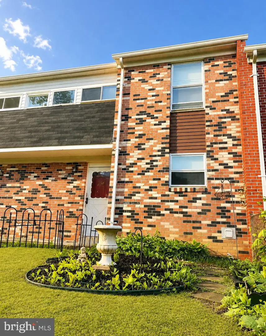 14333 Bel Pre Dr, Silver Spring, MD 20906 - #1