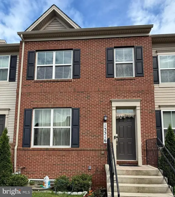 13316 Garnkirk Forest Dr, CLARKSBURG, MD 20871