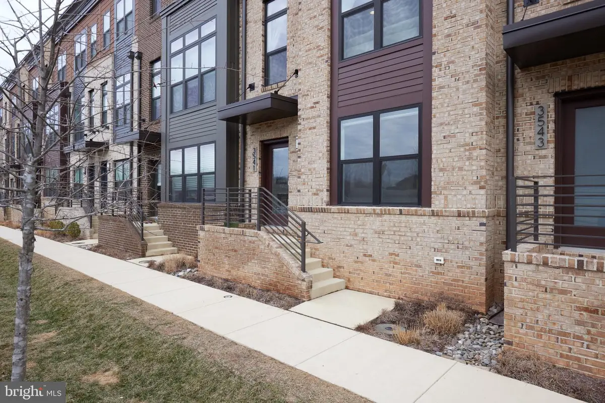 3541 Bellflower Ln, Rockville, MD 20852 - #1