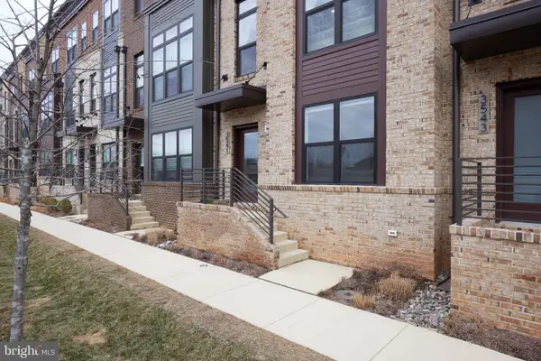 3541 Bellflower Ln, ROCKVILLE, MD 20852
