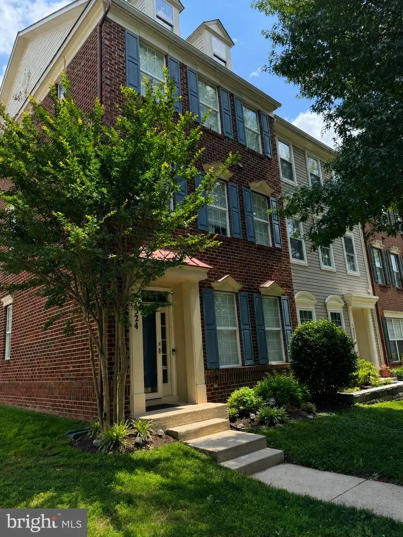 1324 Main Mews, Gaithersburg, MD 20878 - #1