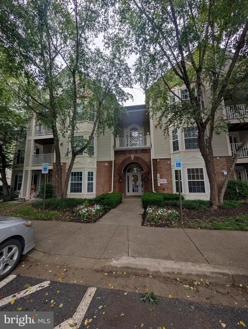 18821 Sparkling Water Dr #t-2, Germantown, MD 20874 - #2