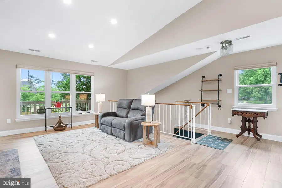 18242 Rolling Meadow Way #32, Olney, MD 20832 - #3