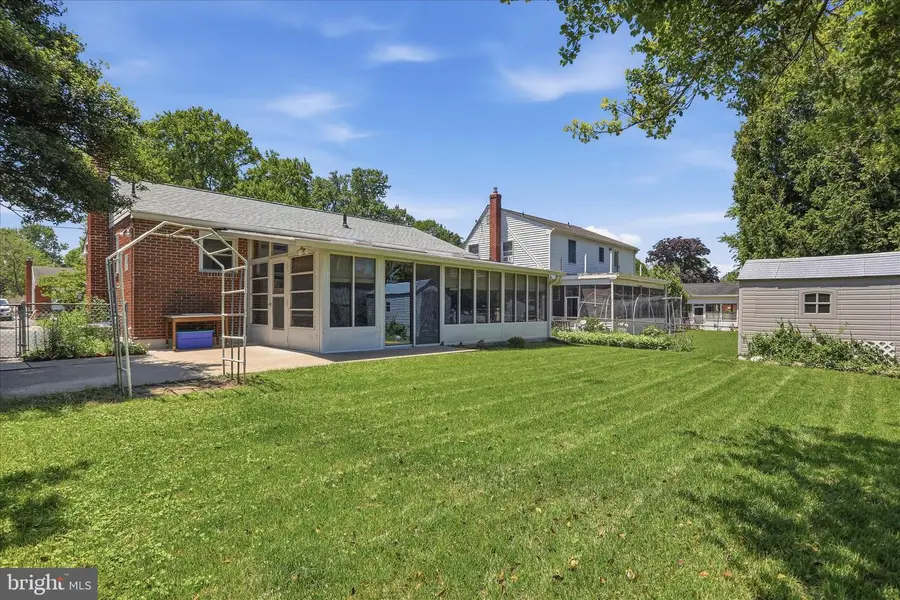 1014 Scott Ave, Rockville, MD 20851 - #2