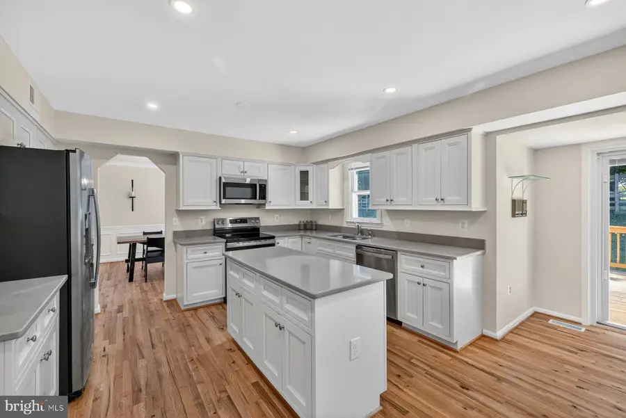 15001 Notley Rd, Silver Spring, MD 20905 - #2