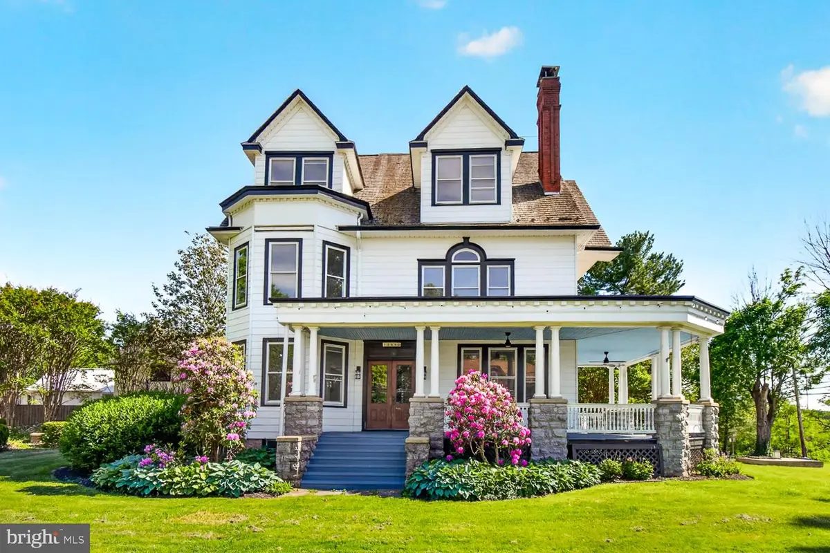 18040 Barnesville Rd, Barnesville, MD 20838 - #1