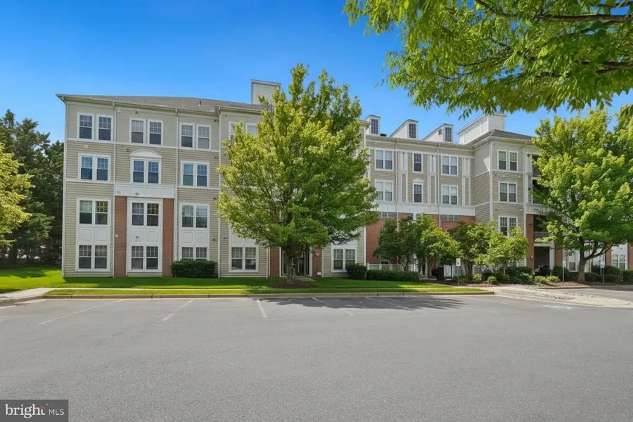 101 Watkins Pond Blvd #4-103, Rockville, MD 20850 - #2