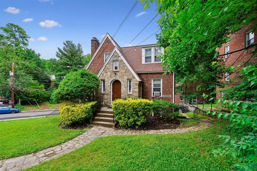 8009 Garland Ave, Takoma Park, MD 20912 - #2