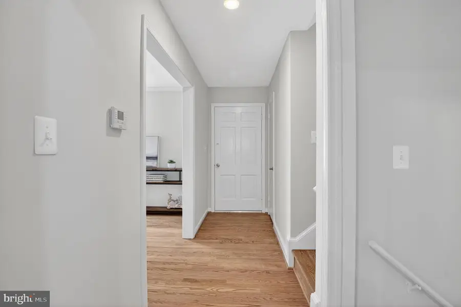5709 Mohican Pl, Bethesda, MD 20816 - #3