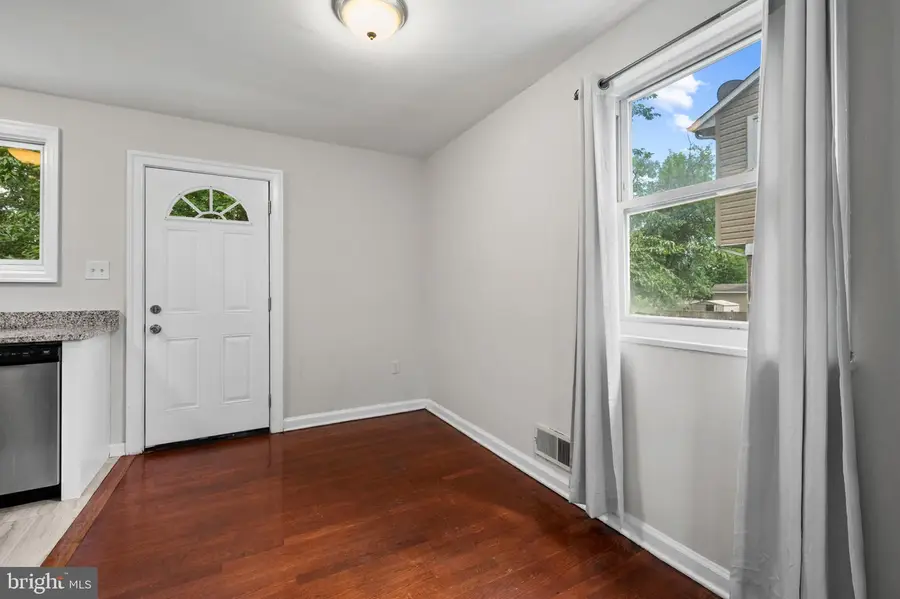 12405 Bushey Dr, Silver Spring, MD 20906 - #2