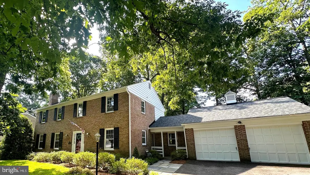8700 Camille Dr, Potomac, MD 20854 - #1