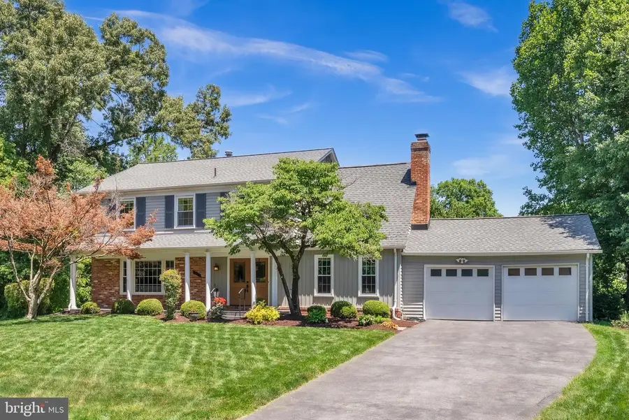 8231 Inverness Hollow Ter, Potomac, MD 20854 - #2