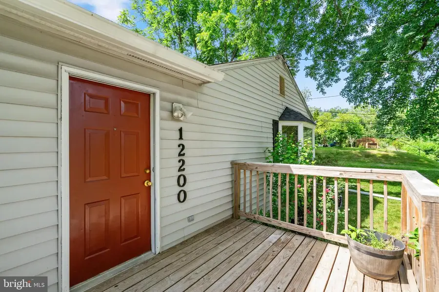 12200 Valleywood Dr, Silver Spring, MD 20902 - #2