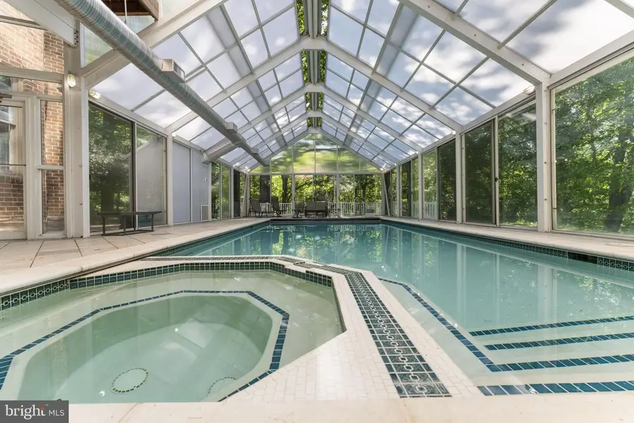 7003 Fawn Trail Ct, Bethesda, MD 20817 - #3