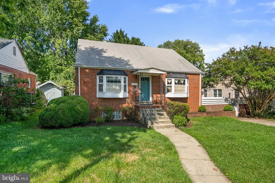 507 Harding Dr, Silver Spring, MD 20901 - #2
