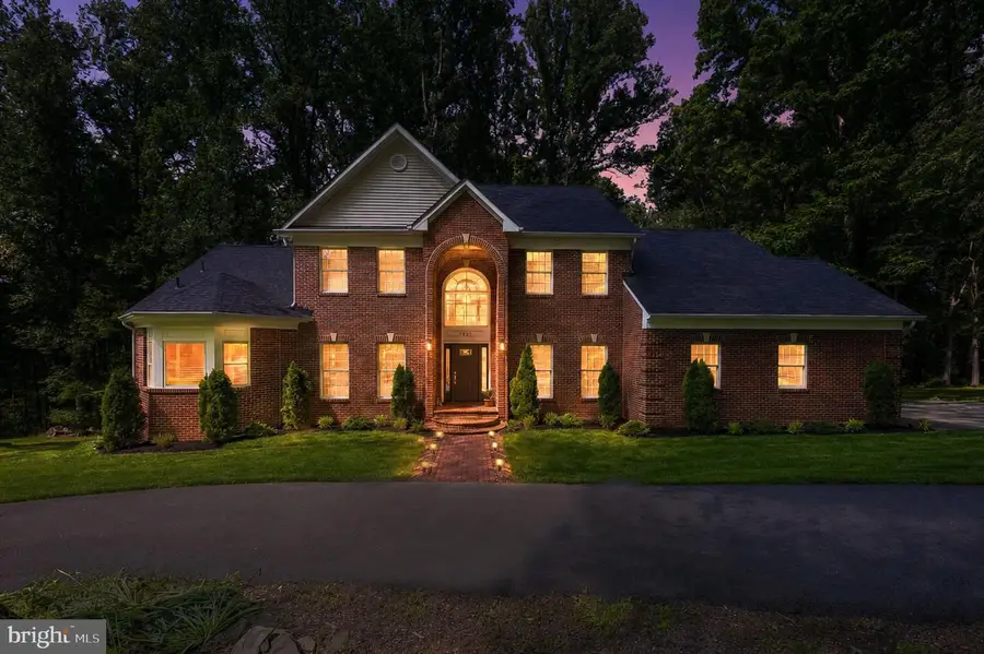 7921 Goodhurst Dr, Gaithersburg, MD 20882 - #3