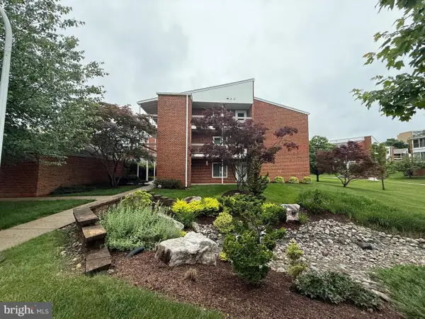 15100 Glade Dr #11-3b, SILVER SPRING, MD 20906
