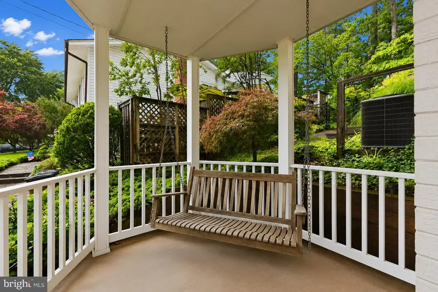 705 Wilson Ave, Rockville, MD 20850 - #2