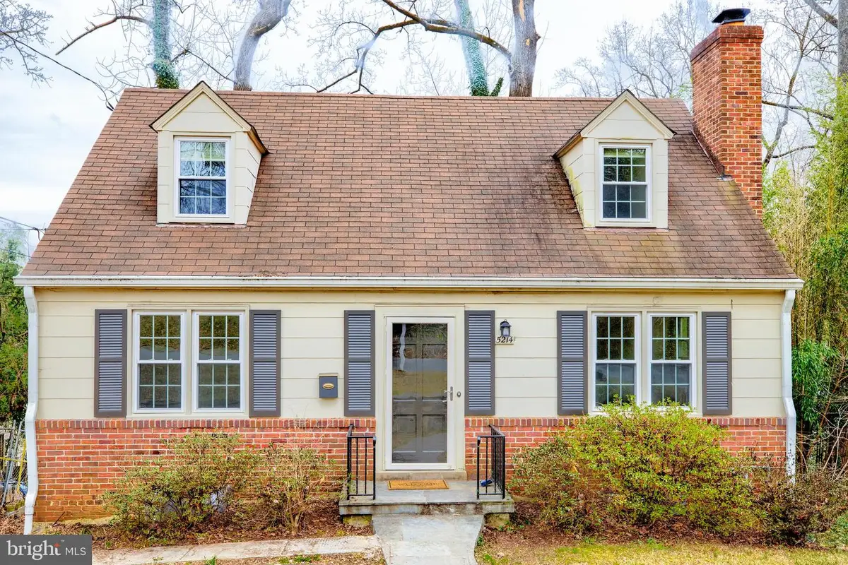 5214 Danbury Rd, Bethesda, MD 20814 - #1