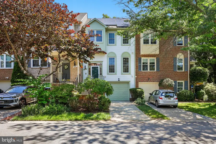 8703 Delcris Dr, Montgomery Village, MD 20886 - #2