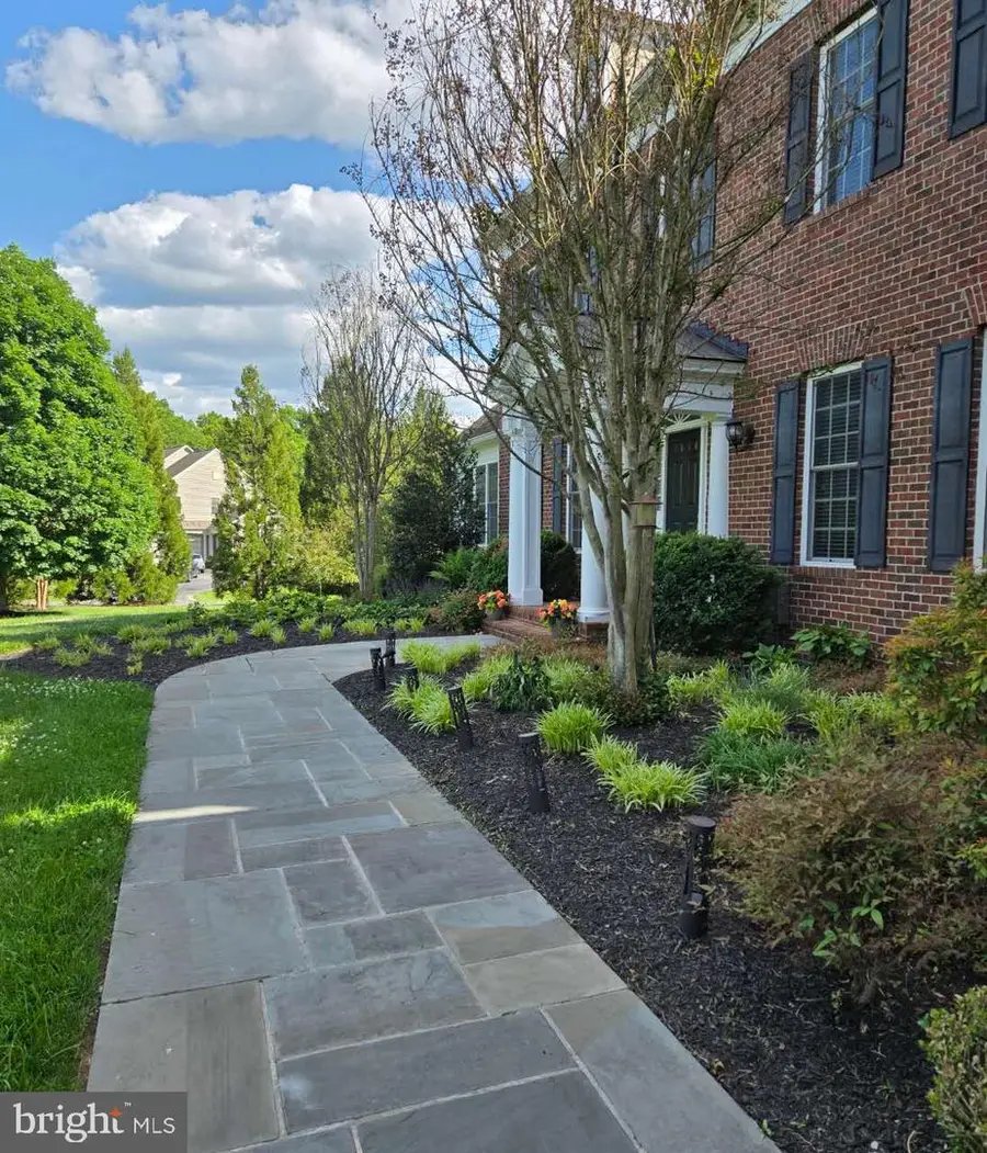 10130 Sycamore Hollow Ln, Germantown, MD 20876 - #2
