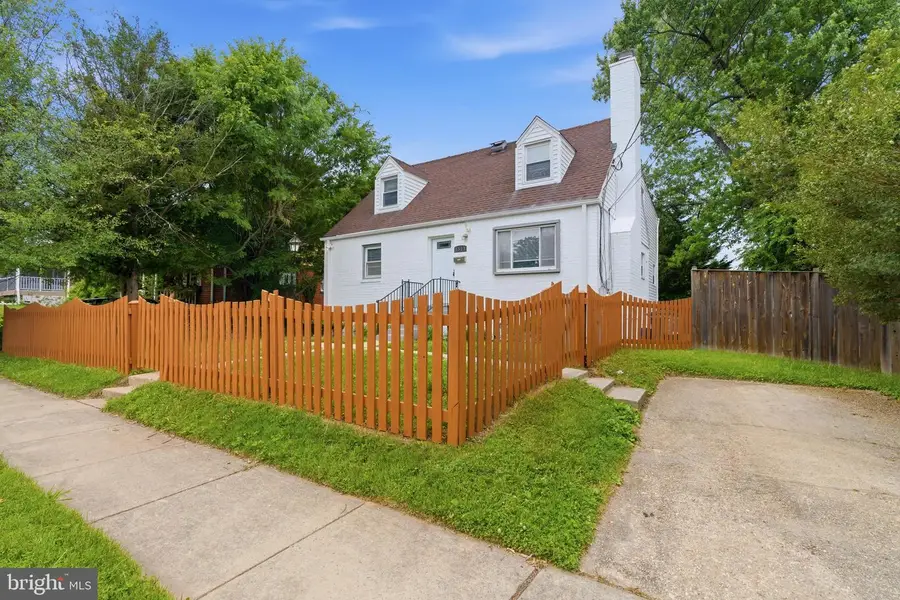 1511 Crest Rd, Silver Spring, MD 20902 - #2