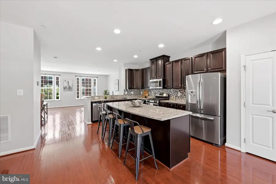 19848 Vaughn Landing Dr, Germantown, MD 20874 - #3