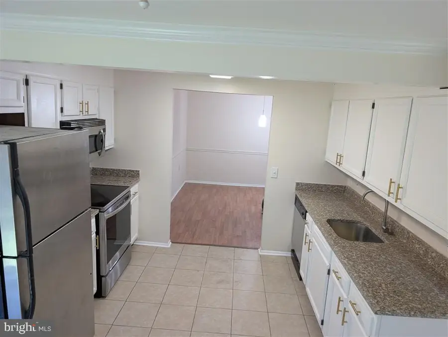 18022 Chalet Dr #27-103, Germantown, MD 20874 - #2